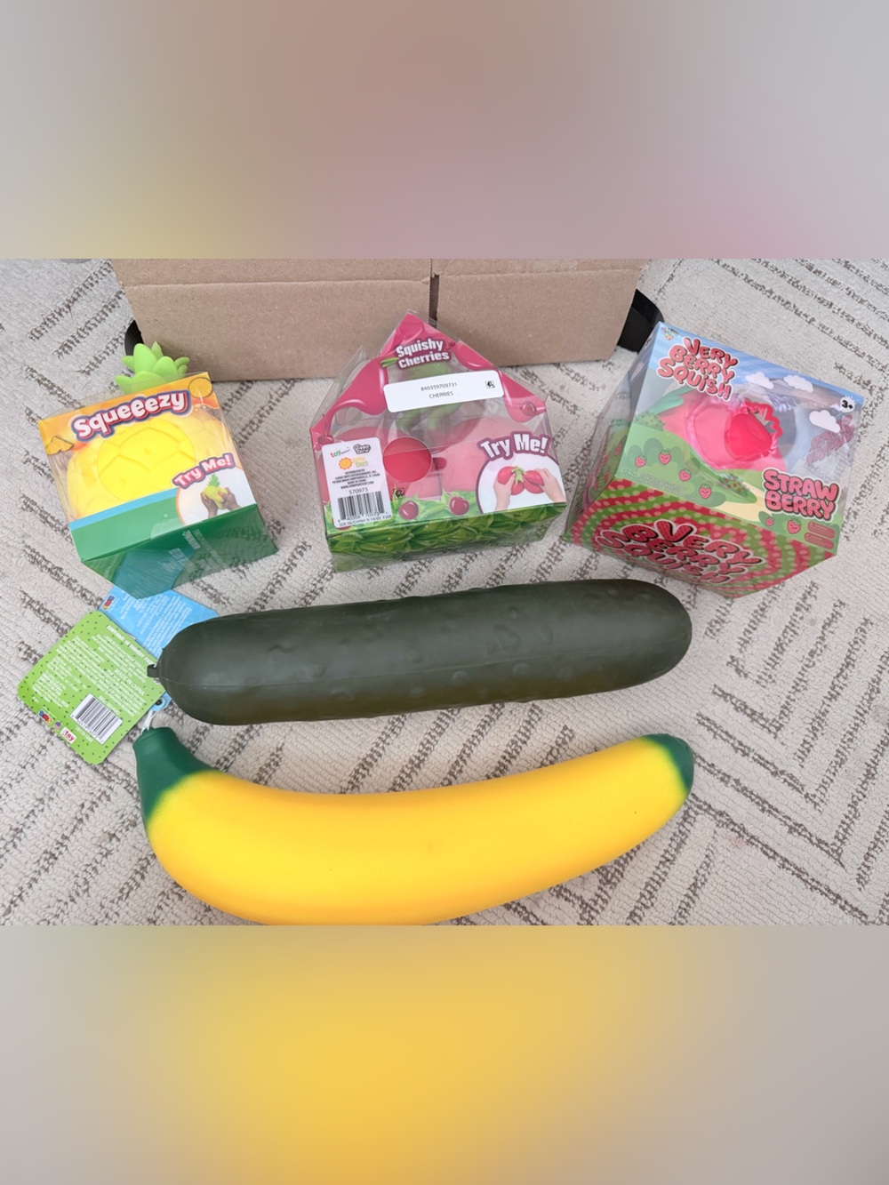 Bundle Jumbo Squeezy Fruit & Veg Stress Toys Set